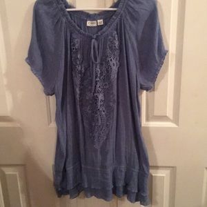 Beautiful gauze blouse